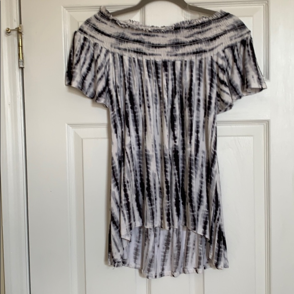 off the shoulder shirt